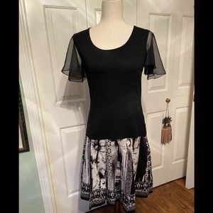 Cottonade t shirt with bell sleeves